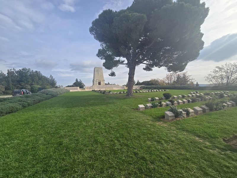 Lone Pine (Kanlısırt)