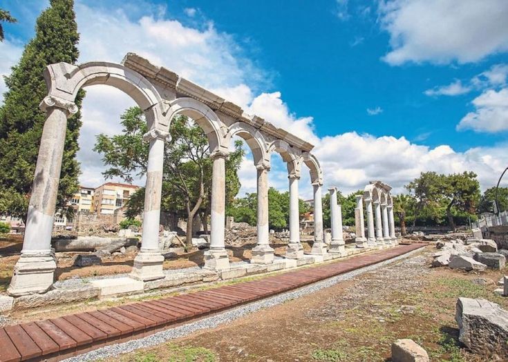 4th day Thyateira & The Splendor of Pergamon